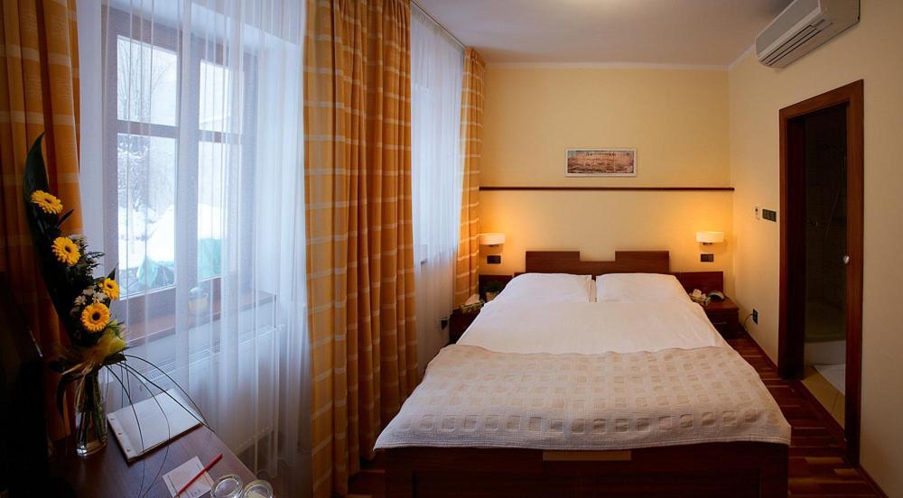 Hotel Penzion Na Hrade Olomouc Habitación foto